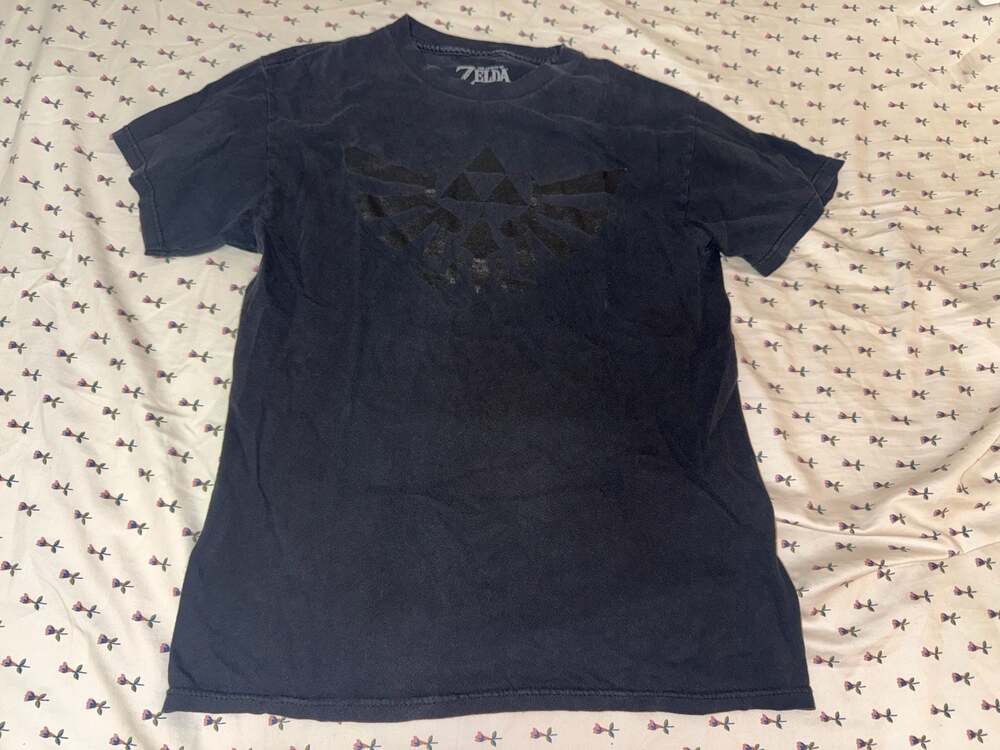 The Legend of Zelda Triforce Graphic T-Shirt Black Size M